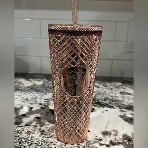 24oz Rose gold Starbucks Cup
